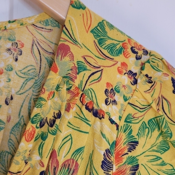 Urban Outfitters Floral Dress - Picture 4 of 8